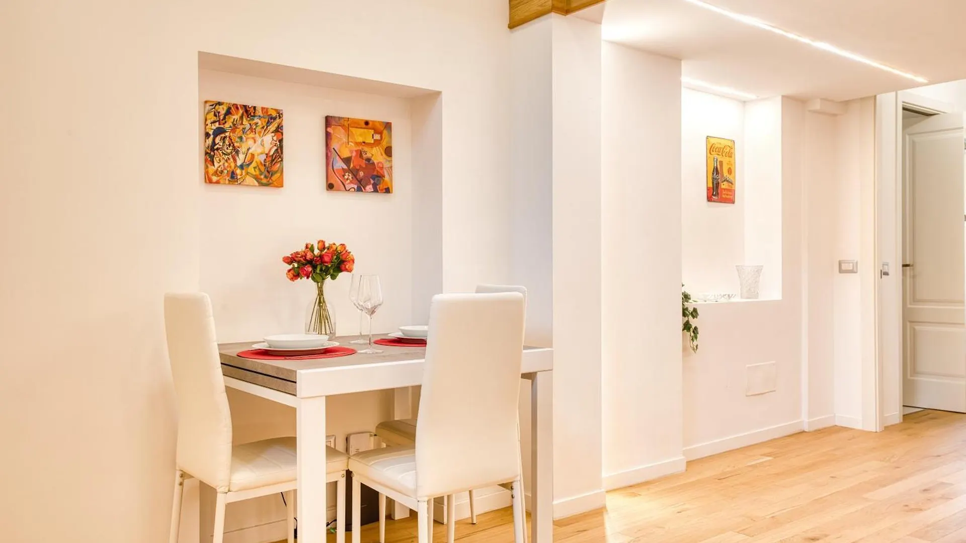 Apartment Walk To Navigli - Via Gola - 2 Bedrooms Apt Milan Italy