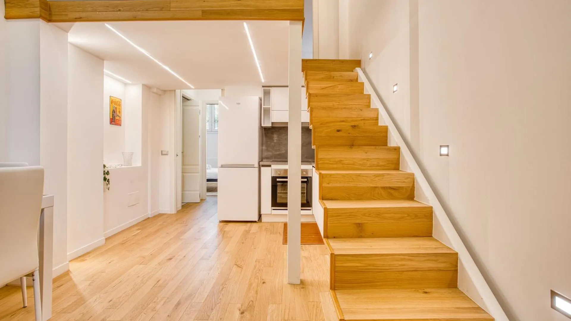 Walk To Navigli - Via Gola - 2 Bedrooms Apt Milan Italy
